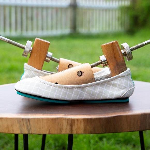 NIB Hand-Painted Custom Bridal Tieks Size 8 SOLD - Picture 3 of 8